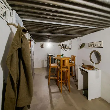 Vintage In Vis Near Centre *
